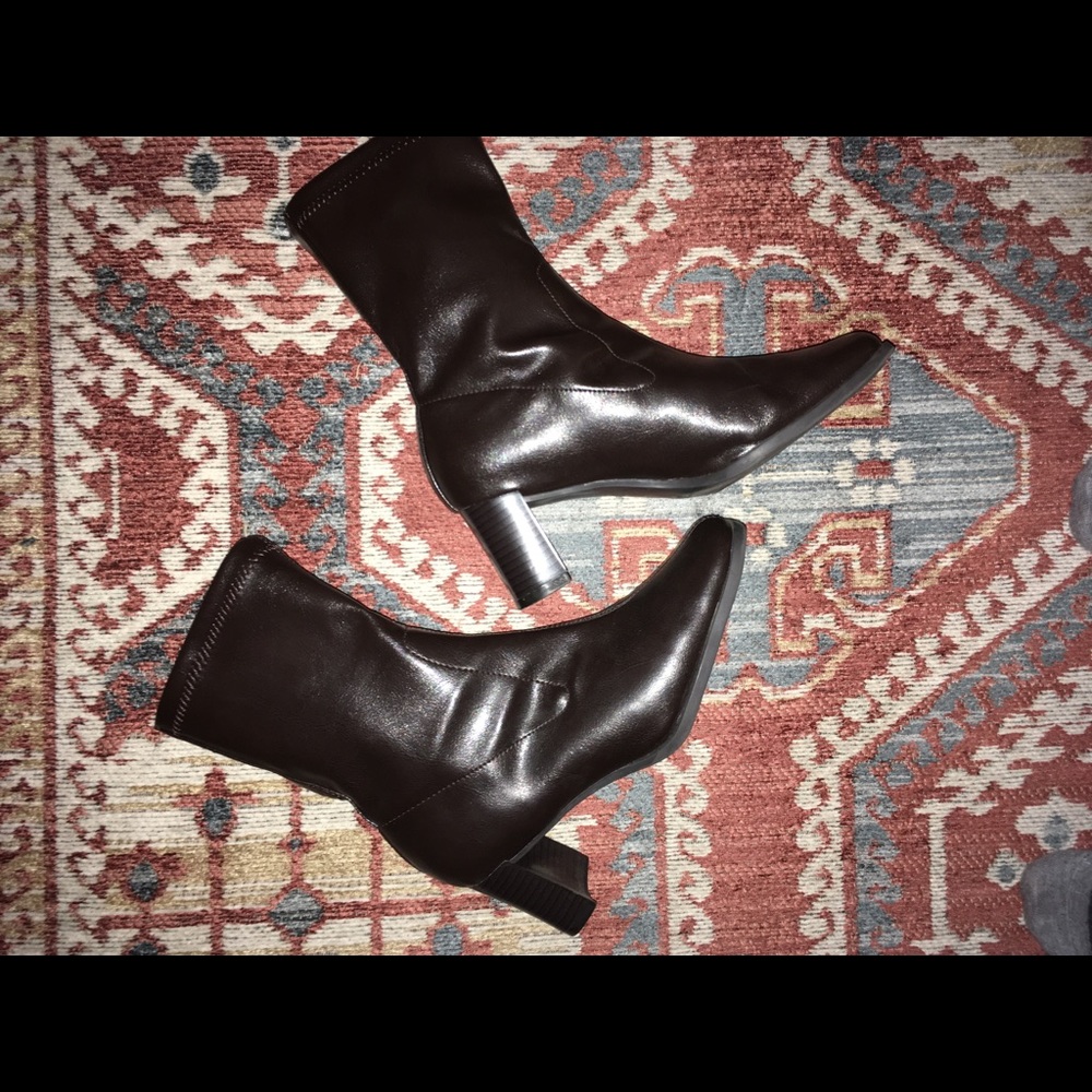Aerosol boots ..... priced to go!!